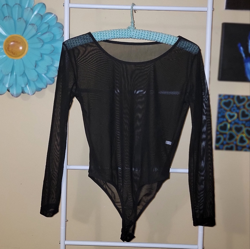 Mesh body suit